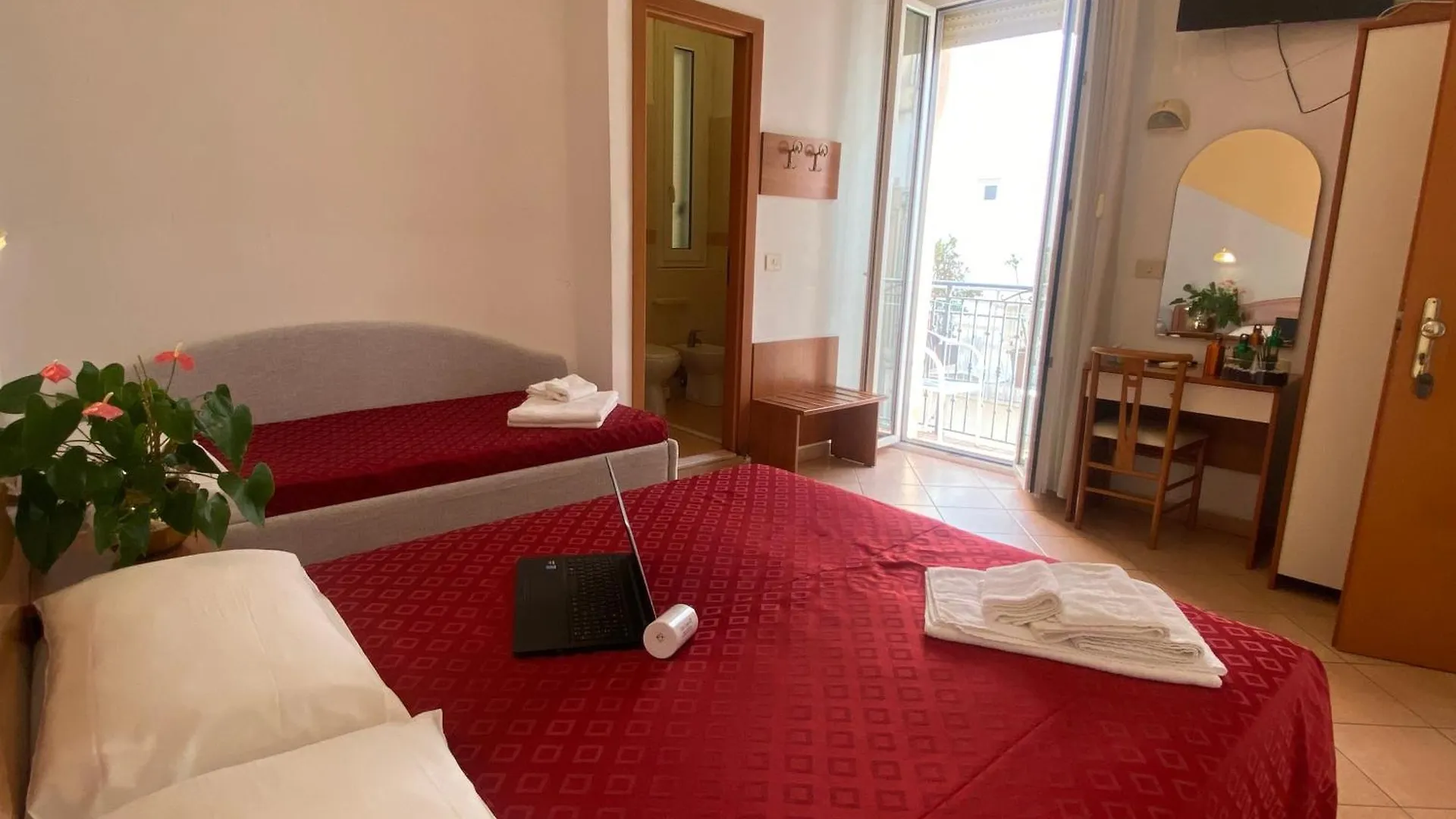 Hotel Villa Caterina 3*, Rimini Italy